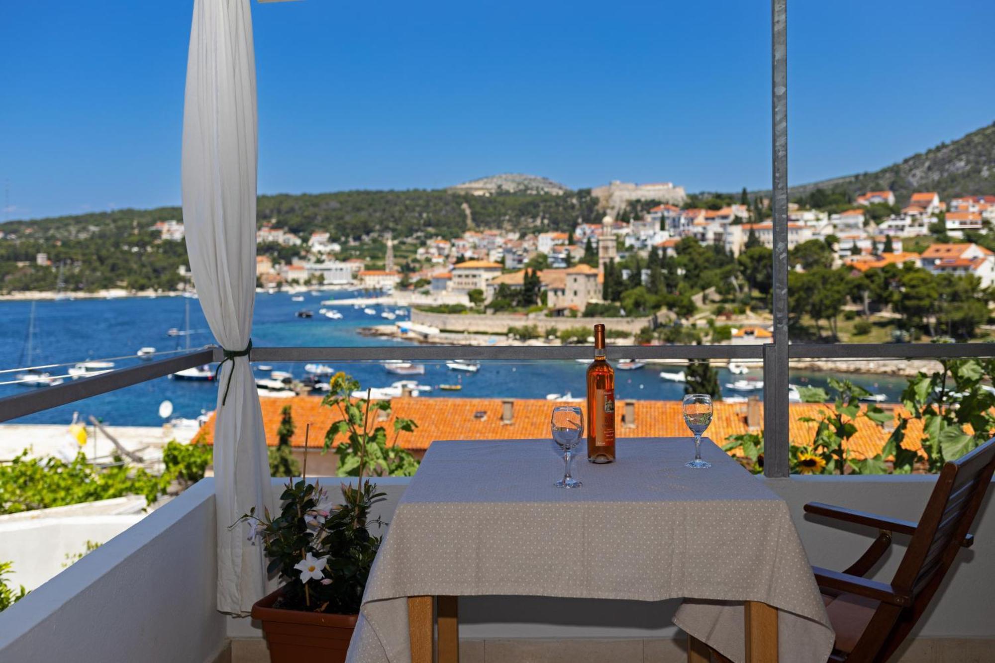 Seaview Guesthouse - Zf Hvar Hvar Town Luaran gambar