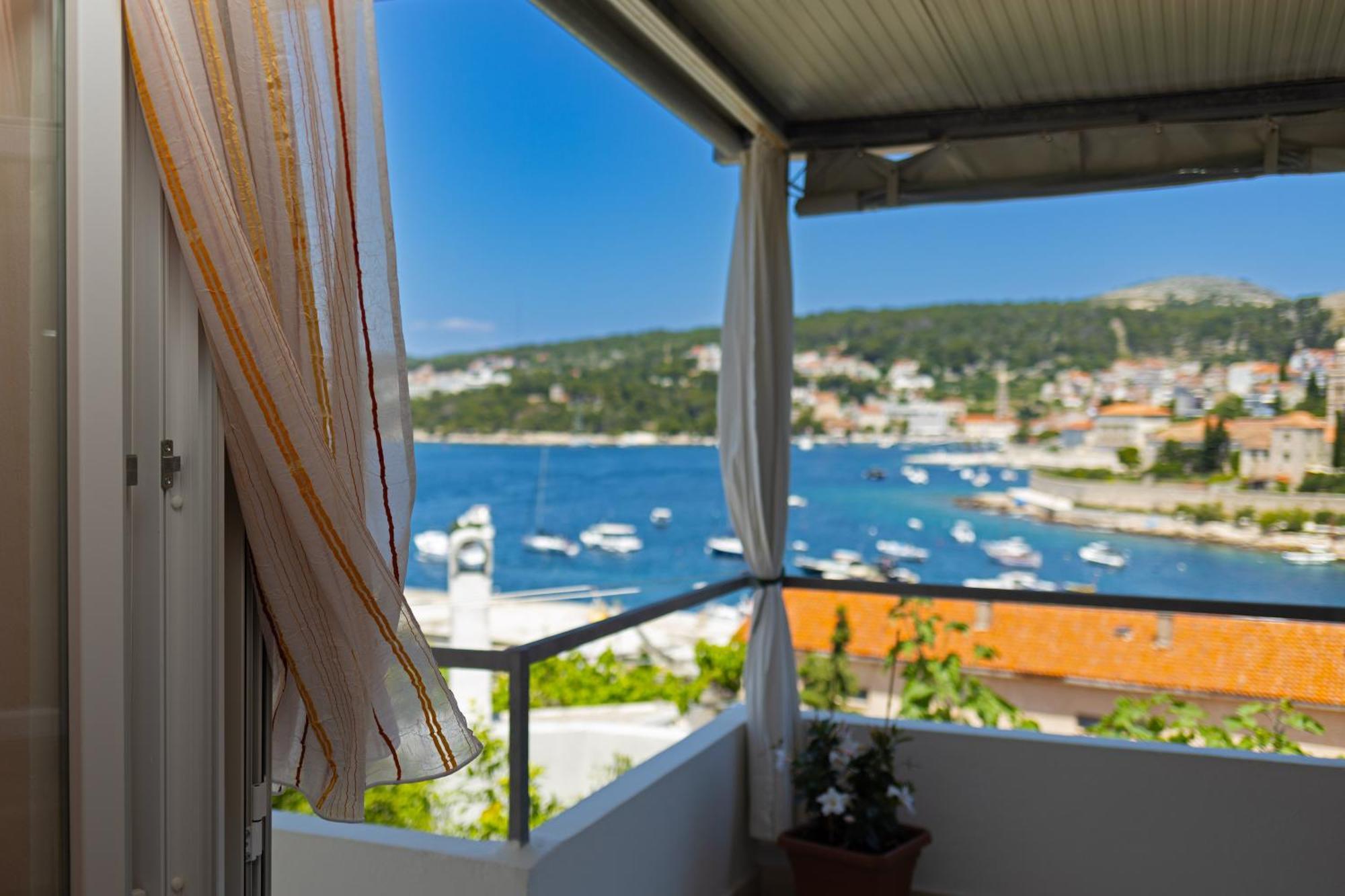 Seaview Guesthouse - Zf Hvar Hvar Town Luaran gambar