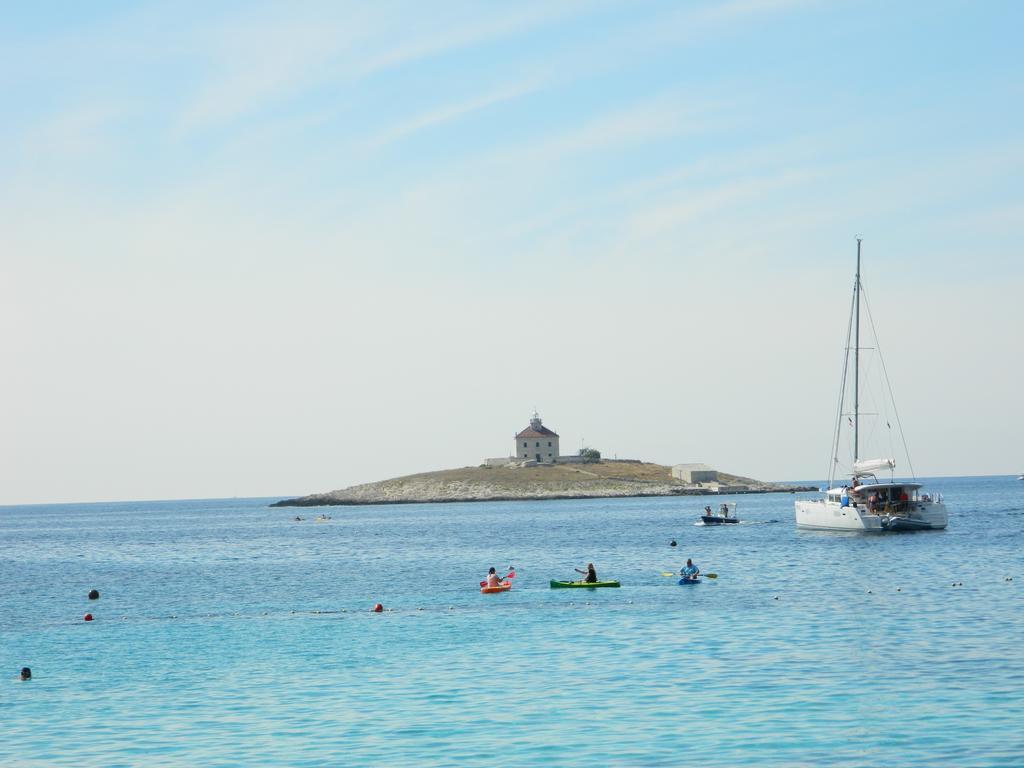 Seaview Guesthouse - Zf Hvar Hvar Town Luaran gambar